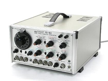 FG-163 ワイドバンド発信器