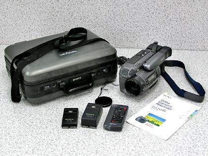 CCD-TR2000 Hi8 8ミリビデオカメラ