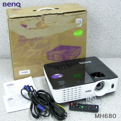 MH680  フルHD   HDMI対応 3000lm